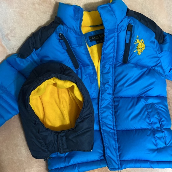 U.S. Polo Association Boys Puffer Jacket - Picture 8 of 8